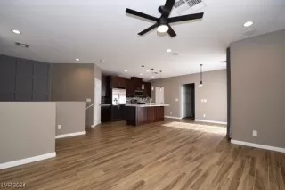Photo #4: 2638488 Listing 