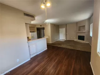 Photo #3: 2638512 Listing 