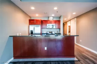 Photo #3: 2638537 Listing 