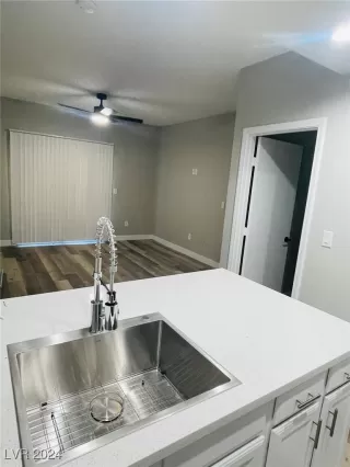 Photo #3: 2638552 Listing 