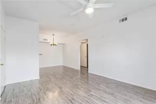 Photo #3: 2638556 Listing 