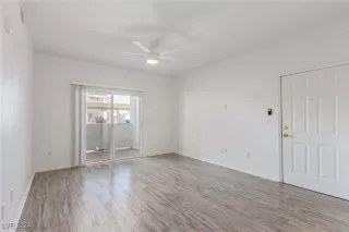 Photo #5: 2638556 Listing 