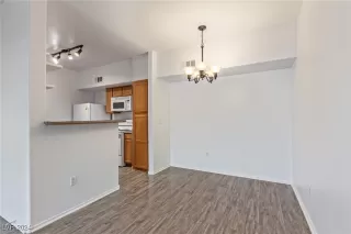 Photo #6: 2638556 Listing 