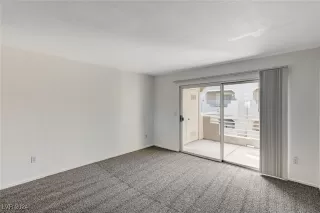 Photo #5: 2638622 Listing