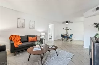 Photo #4: 2638669 Listing 