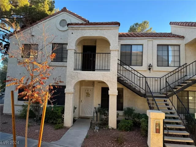 MLS: 2638688 Condo For Sale