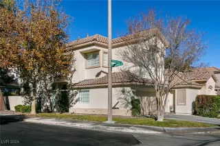 Photo #2: 2638691 Listing 