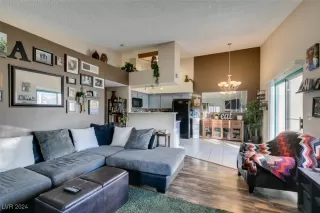 Photo #6: 2638716 Listing 