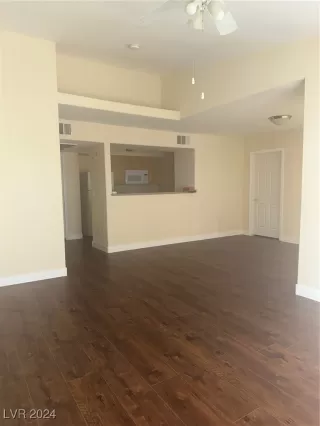 Photo #3: 2638719 Listing 