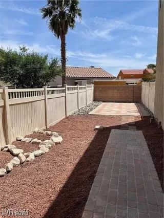 Photo #3: 2638729 Listing 