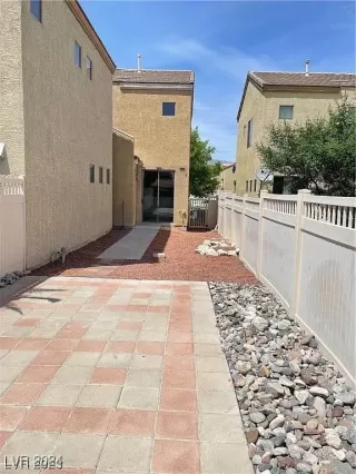 Photo #4: 2638729 Listing 