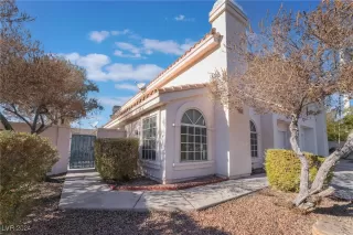 Photo #3: 2638766 Listing 