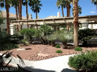 Photo #2: 2638769 Listing 