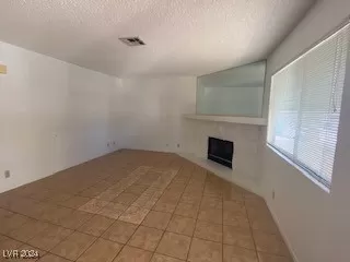 Photo #3: 2638787 Listing 