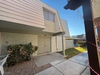 Photo #1: 2638799 Listing 