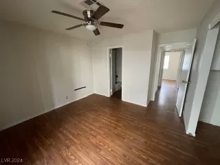 Photo #5: 2638806 Listing