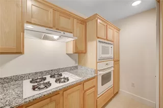 Photo #2: 2638840 Listing 