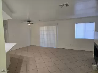 Photo #2: 2638852 Listing 