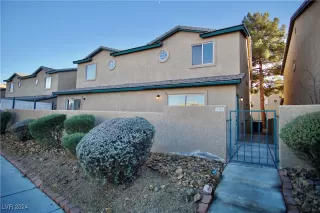 Photo #1: 2638861 Listing