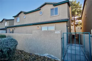 Photo #2: 2638861 Listing