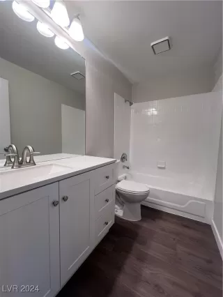 Photo #6: 2638865 Listing 