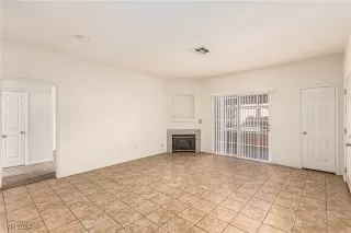 Photo #3: 2638879 Listing 