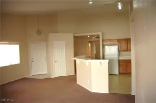 Photo #5: 2638922 Listing