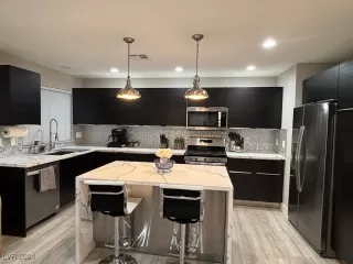 Photo #4: 2638933 Listing 