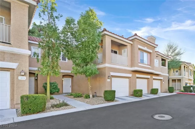 MLS: 2638948 Condo For Sale