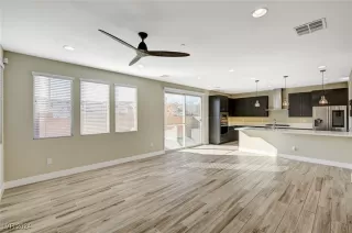 Photo #6: 2638959 Listing 