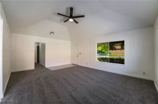 Photo #4: 2638972 Listing 