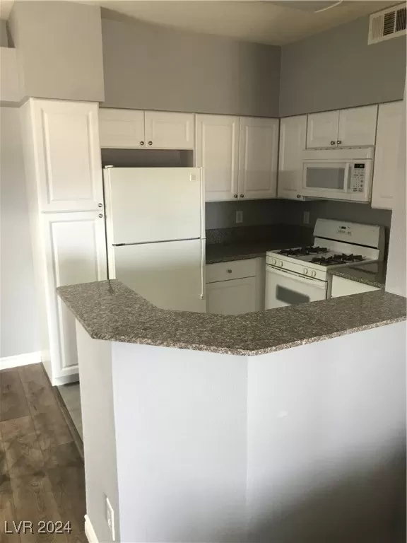 MLS: 2638974 Condo For Sale