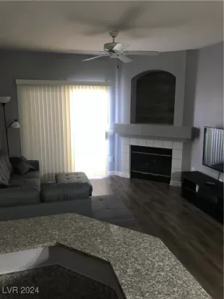 Photo #4: 2638974 Listing