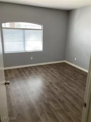 Photo #6: 2638974 Listing