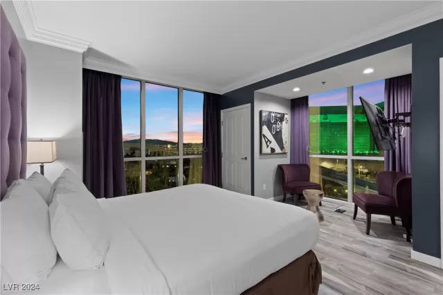 MLS: 2638983 Condo For Sale