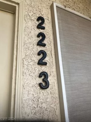 Photo #1: 2638987 Listing 