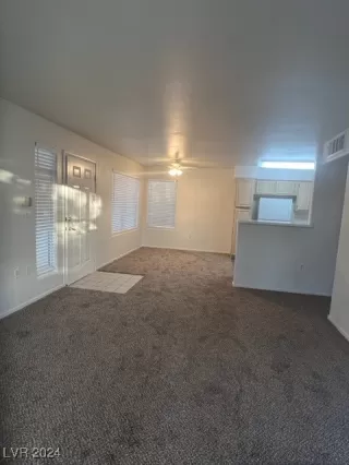 Photo #3: 2638987 Listing 