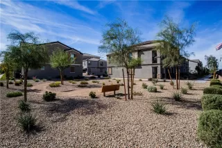 Photo #3: 2638995 Listing 