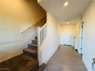 Photo #5: 2638995 Listing 