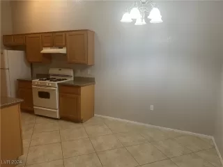 Photo #3: 2639030 Listing 