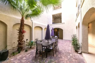 Photo #6: 2639049 Listing 