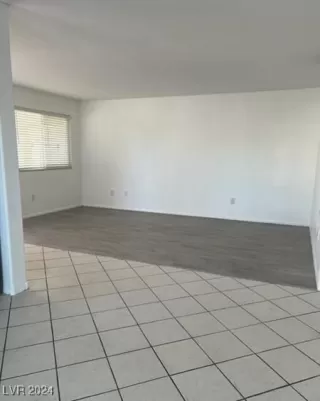 Photo #1: 2639067 Listing