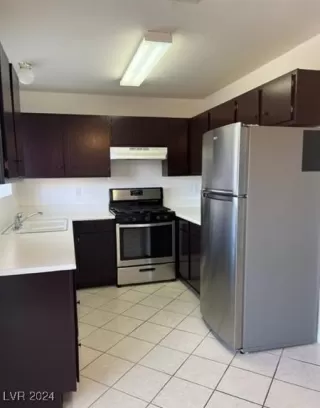 Photo #3: 2639067 Listing