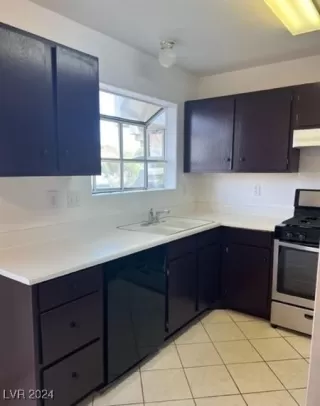 Photo #4: 2639067 Listing