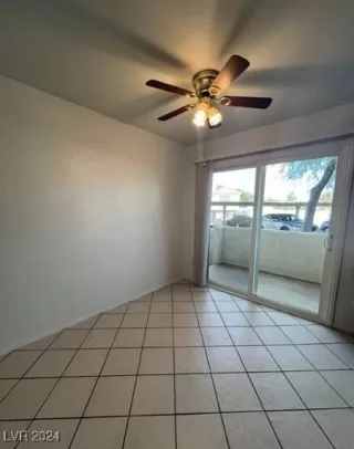 Photo #5: 2639067 Listing