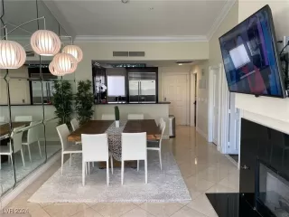 Photo #3: 2639068 Listing