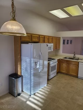 Photo #1: 2639079 Listing 