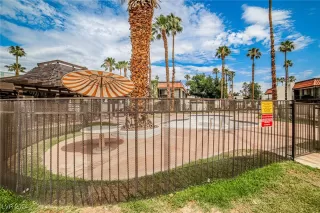 Photo #1: 2639084 Listing 