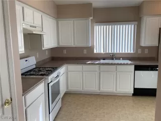 Photo #4: 2639097 Listing 