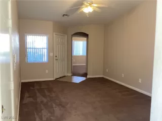 Photo #5: 2639097 Listing 